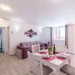 Taja Apartmán *