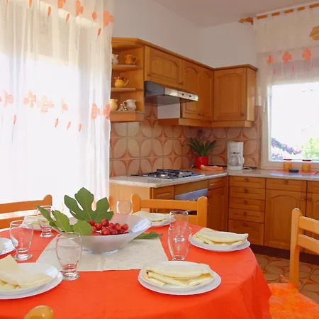 Apartment Taja Liznjan