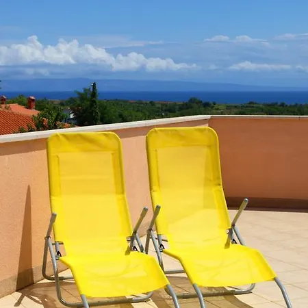 Taja Apartmán